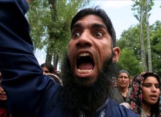 Kashmiri Separatist vs Indian